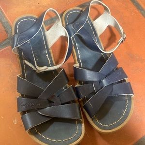 Leather saltwater sandals